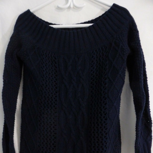 Aerie navy blue knit long sleeve pullover sweater